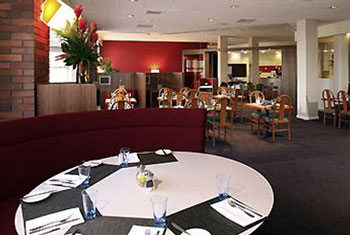 newcastle off-airport hotels